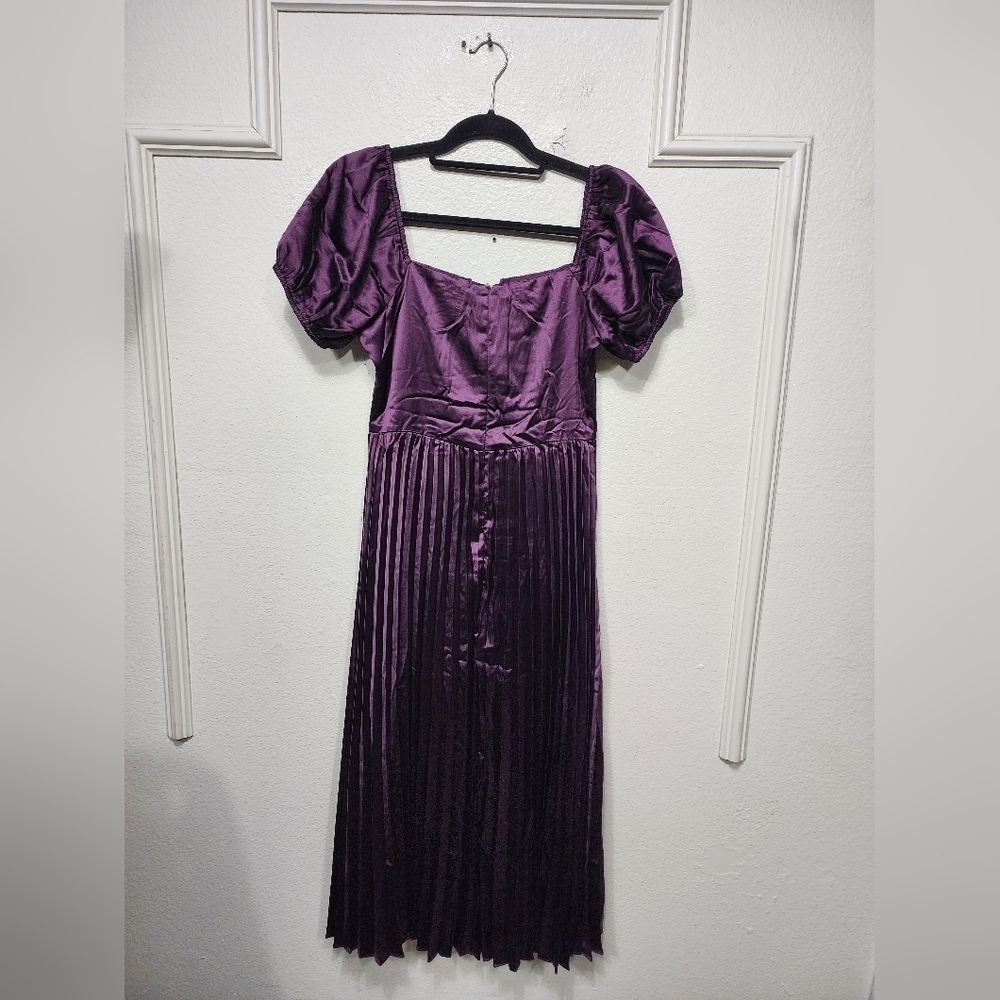 Lulus Flawless Forever Dark Purple Satin Pleated Midi Dress M Wedding Party Prom - Picture 8 of 9